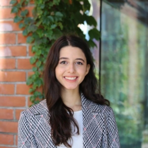 Parnian Hossein Pour